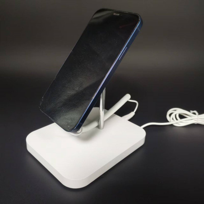 In Store Display of Mobile Ant - Controller Charging Stand recensione e prezzo